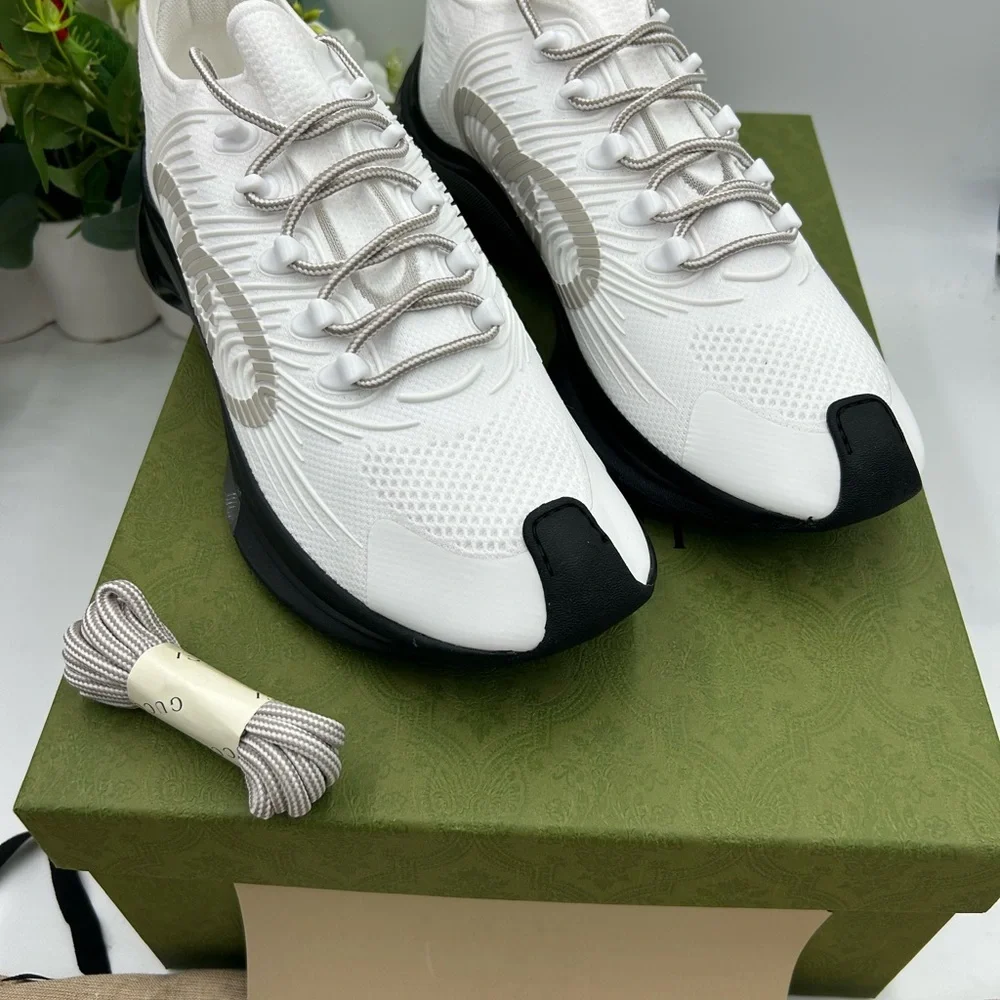 Men's Gucci run white/gray/black sneakers size 12.5 made in Italy - Picture 4 of 10